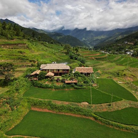 Zoni Home Tram Tau Cham Ta Lao Exterior photo