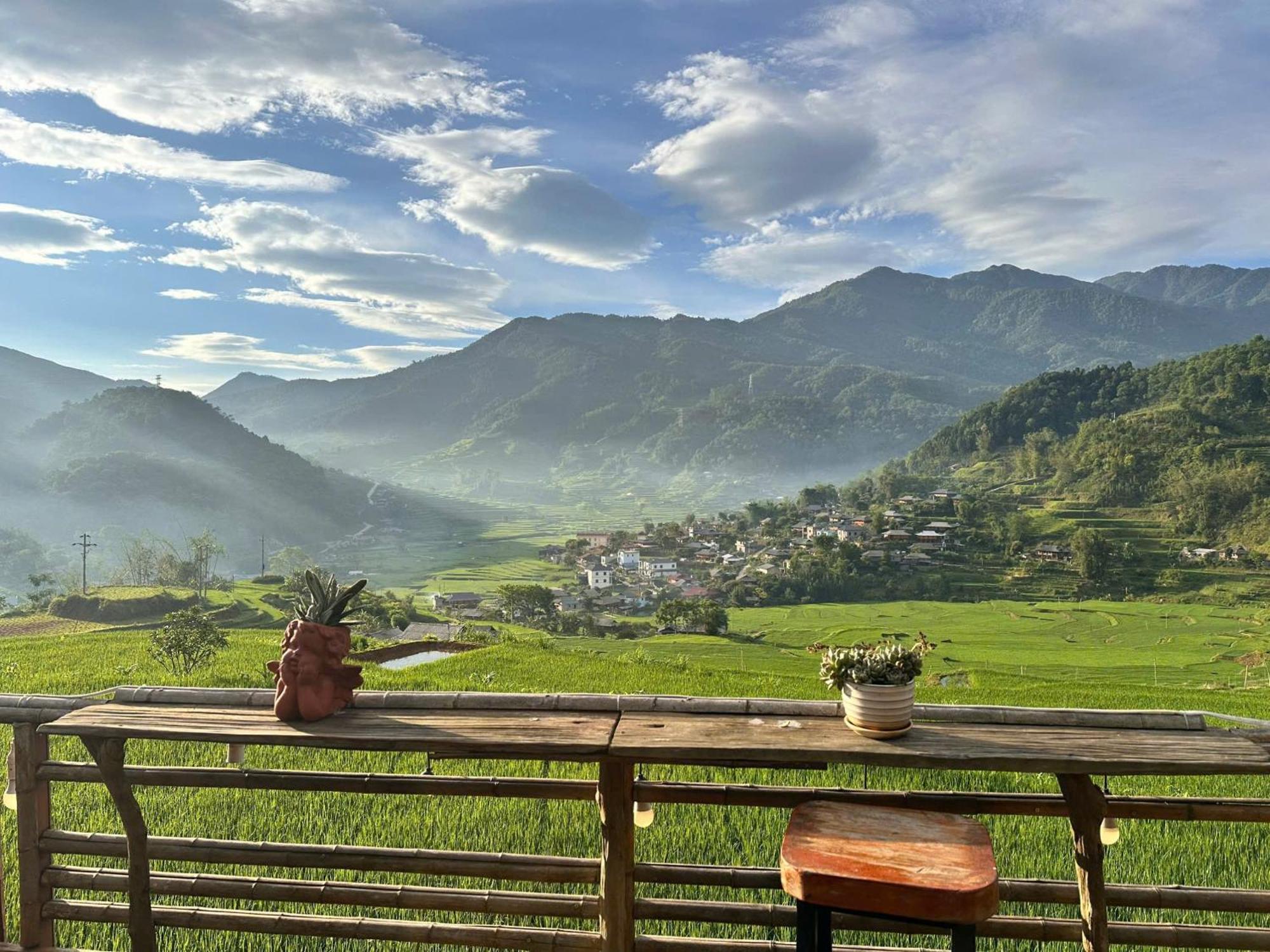 Zoni Home Tram Tau Cham Ta Lao Exterior photo